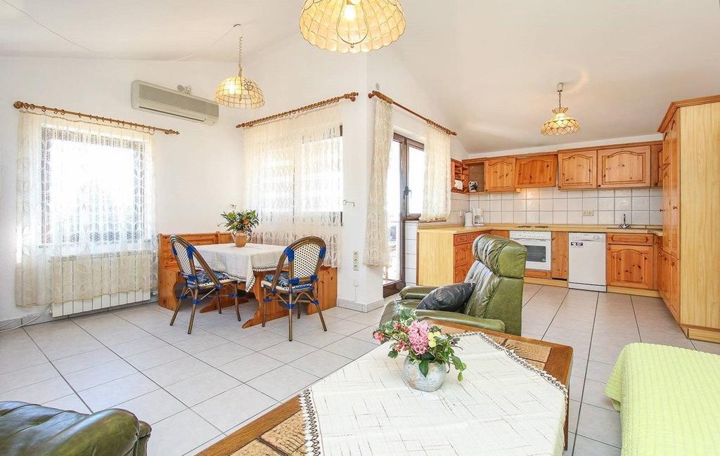 Apartments Zdravko Medulin Bilik gambar